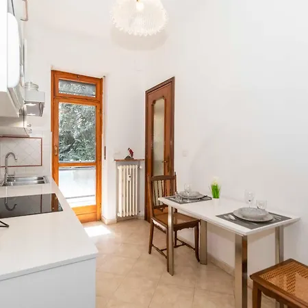 Apartmán Guesthost - Lungo Dora Voghera Lovely *