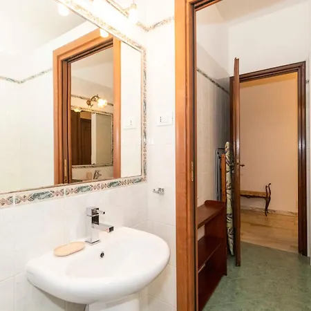 Guesthost - Lungo Dora Voghera Lovely Turin