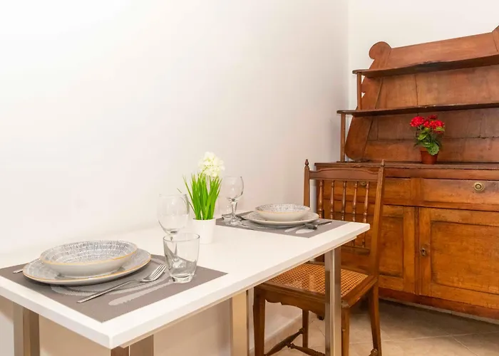 Guesthost - Lungo Dora Voghera Lovely * Turin