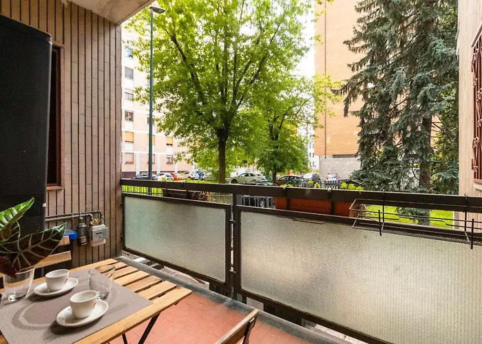 Guesthost - Lungo Dora Voghera Lovely Lägenhet Turin